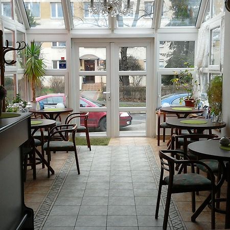Skalka Hotel Praha Bagian luar foto